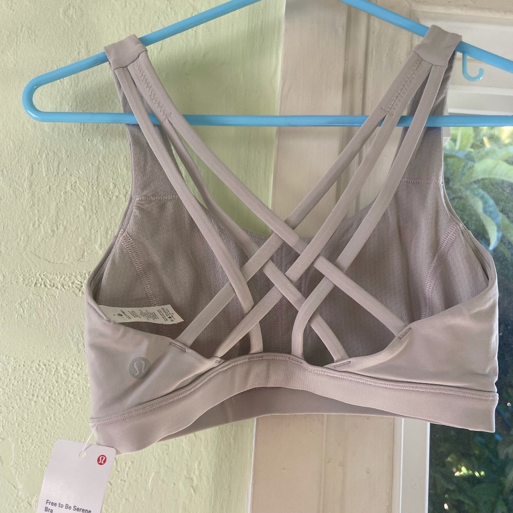 Lululemon Free to Be Serene Bra NWT